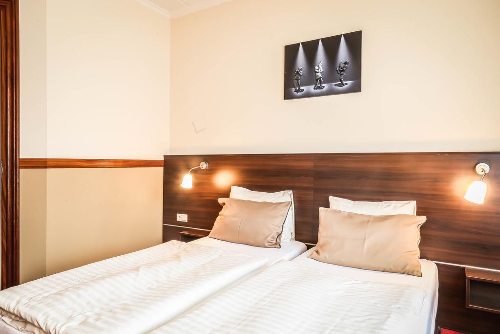 Deurningen Hotel Frans Op Den Bult מראה חיצוני תמונה